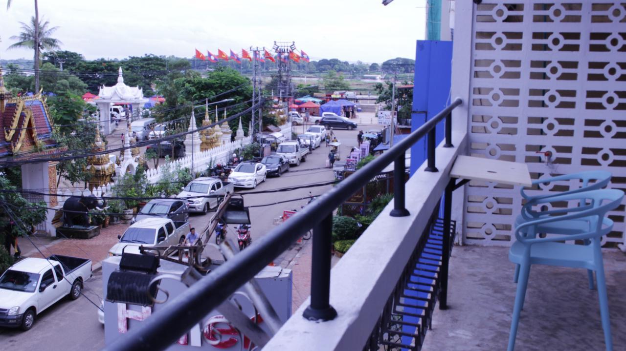 Mekong Riverside Vientiane Exterior photo